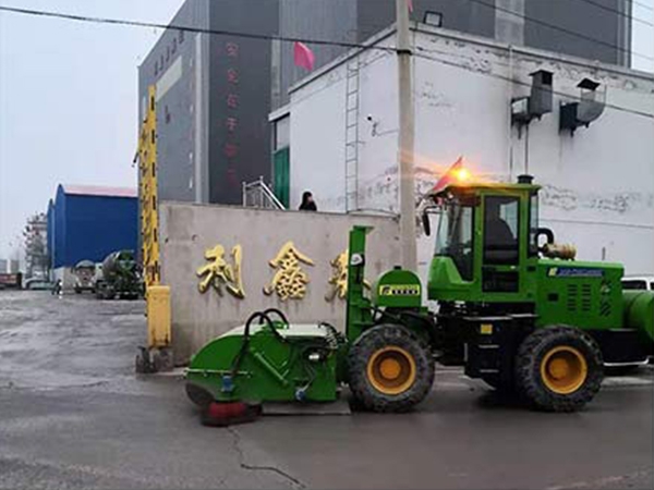 利鑫泰打掃車利用現場
